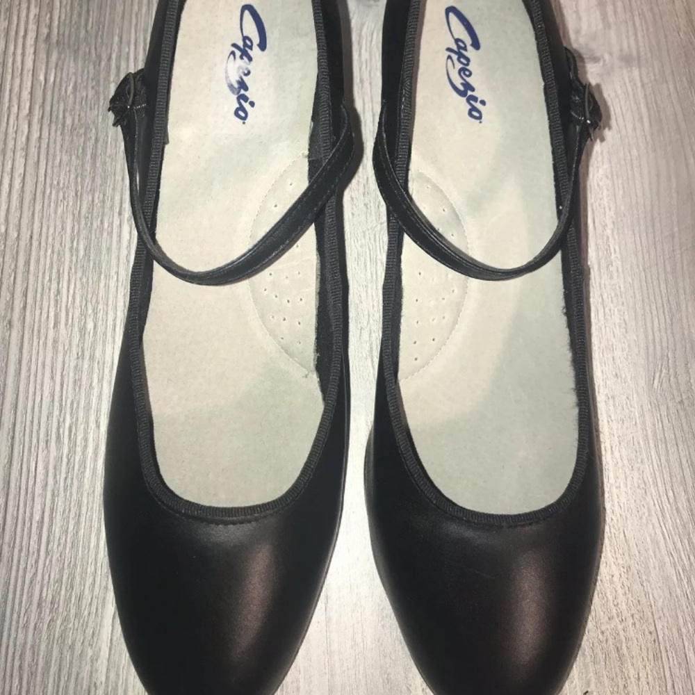 Capezio Black Leather 2" Heeled Tap Shoes Size 8M